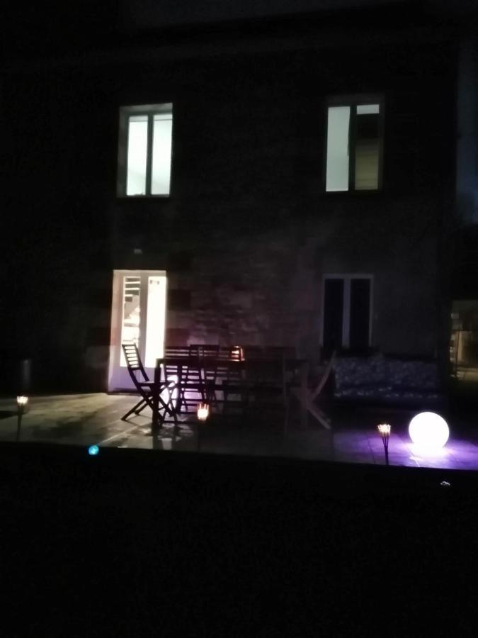 Au Repos Du Verger Couvrelles 外观 照片